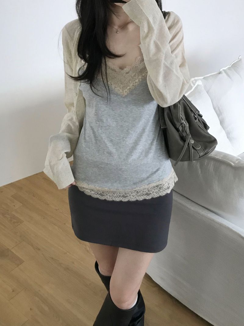 Cindy Lace Sleeveless (one color)