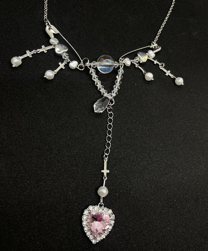 0082 Zirconia heart drop pin necklace