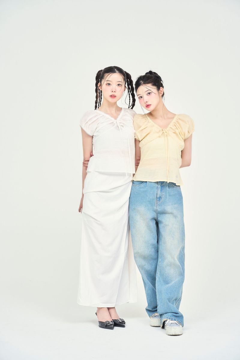 フリルブラウス / frill blouse