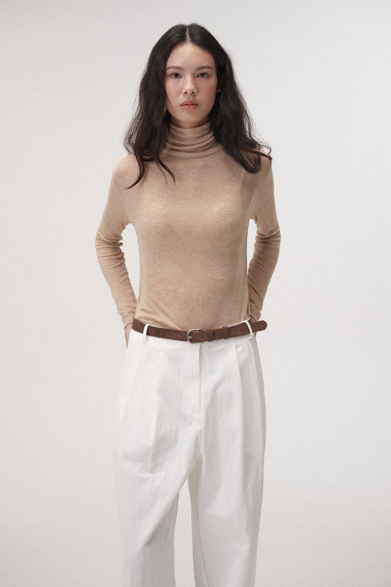 Wide two tuck pants (Ivory)