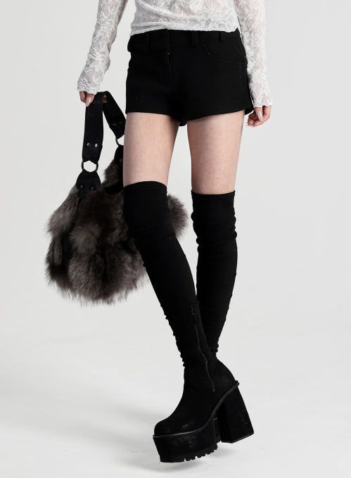 Clip low shorts