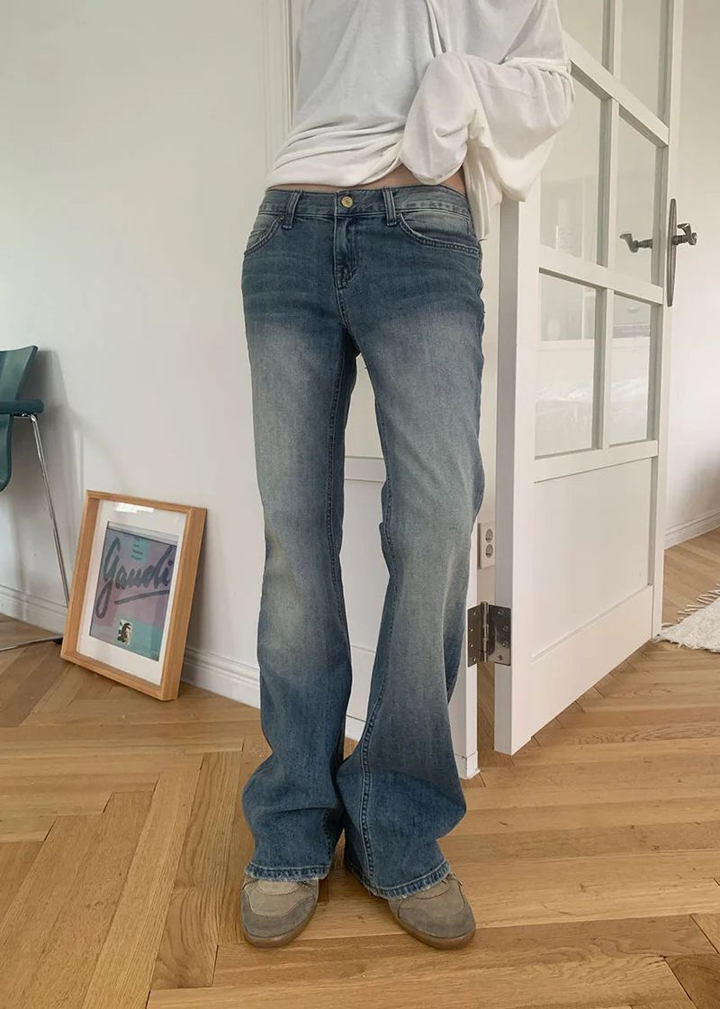 LOW FLARE BOOTS CUT DENIM