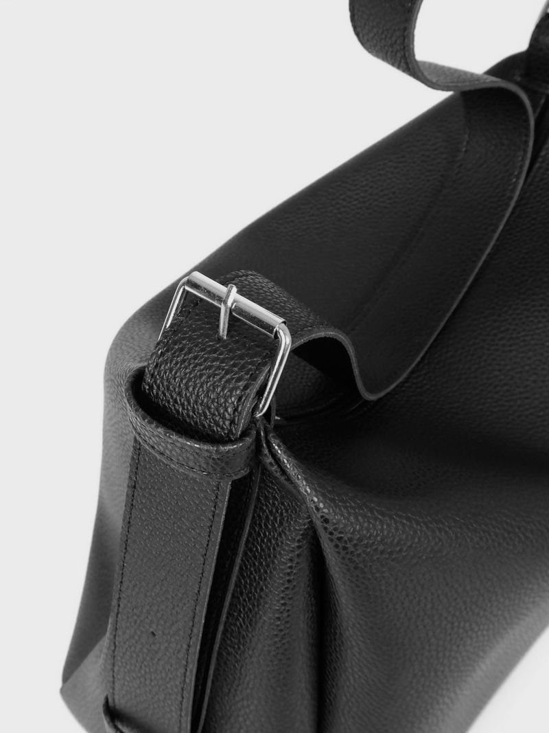 The Mark Large Embossed Black