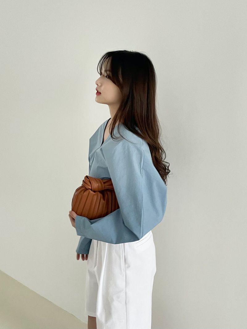 Feminine v-neck shirt