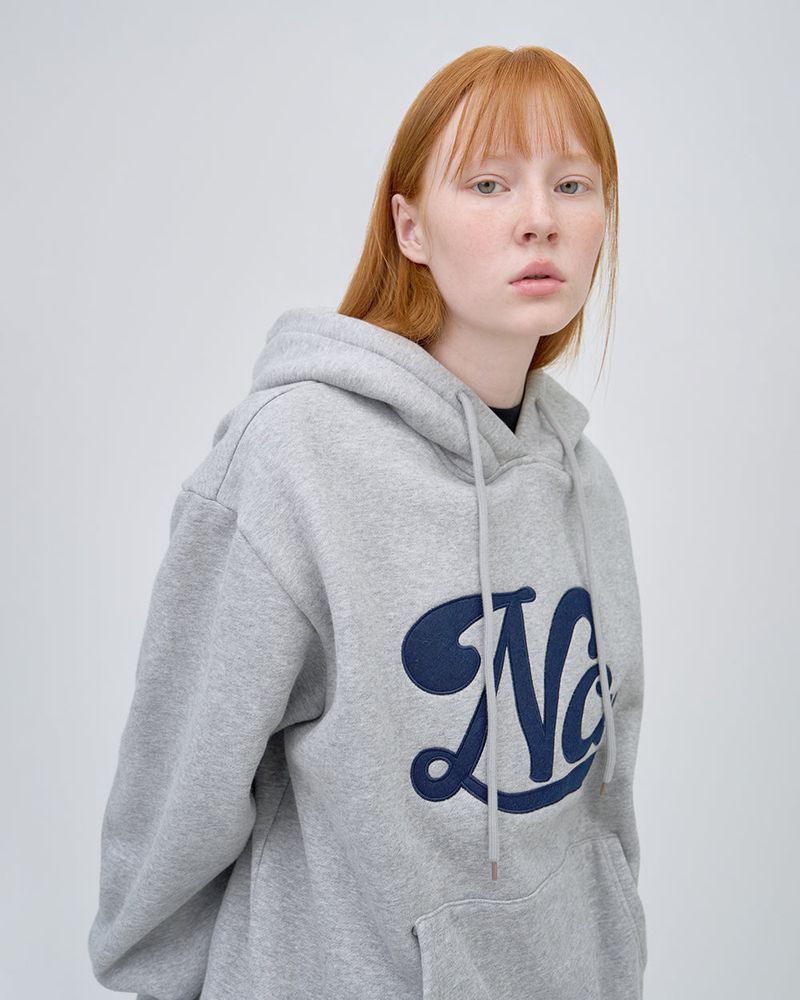 UNDERLINE LOGO HOODIE - GRAY