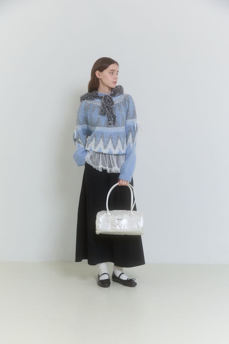 WINTER HUG PADDED BAG