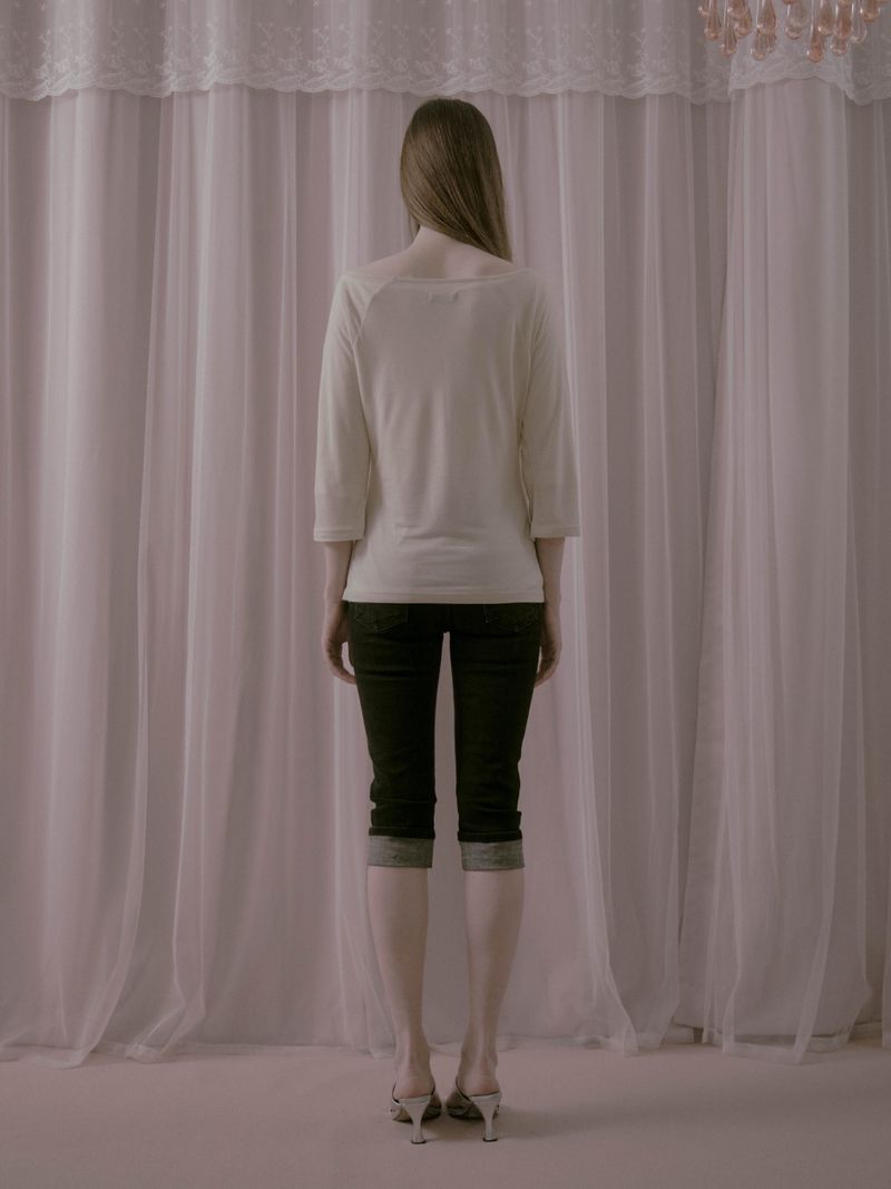 Gaussian Slim T Butter