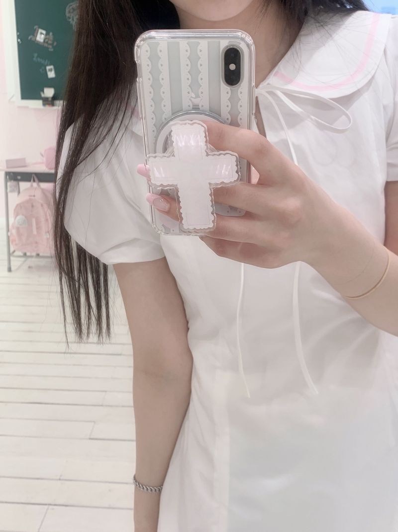 lolita cross phone grip - magsafe