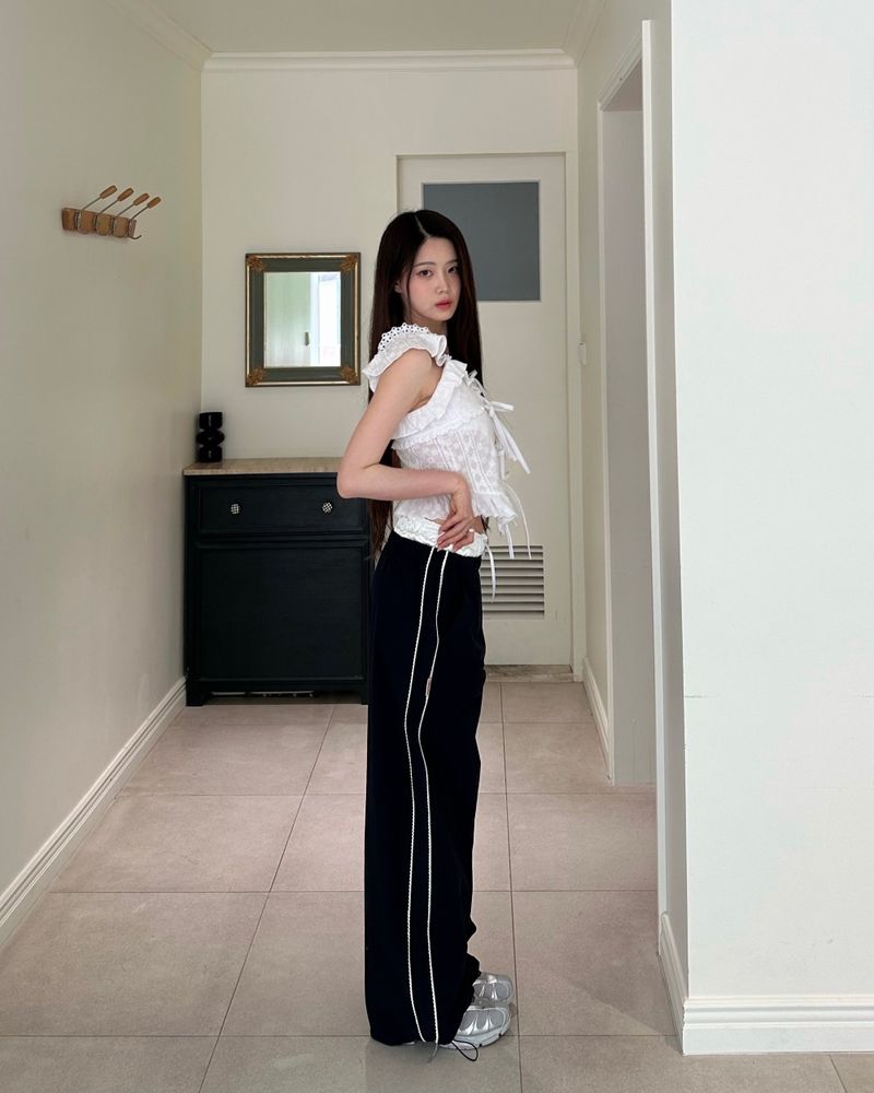 Newalrin emblem nylon wide Pants