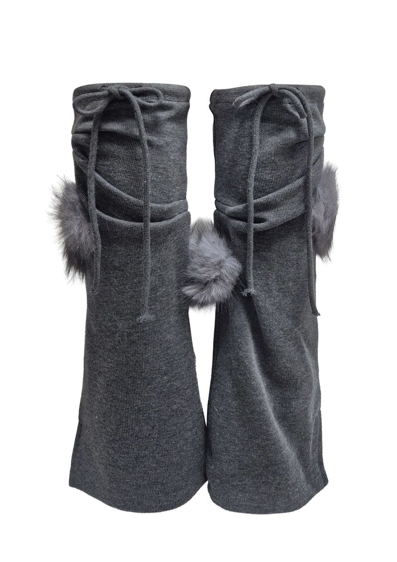 CURVED FUR LEG WARMERS . GRAY