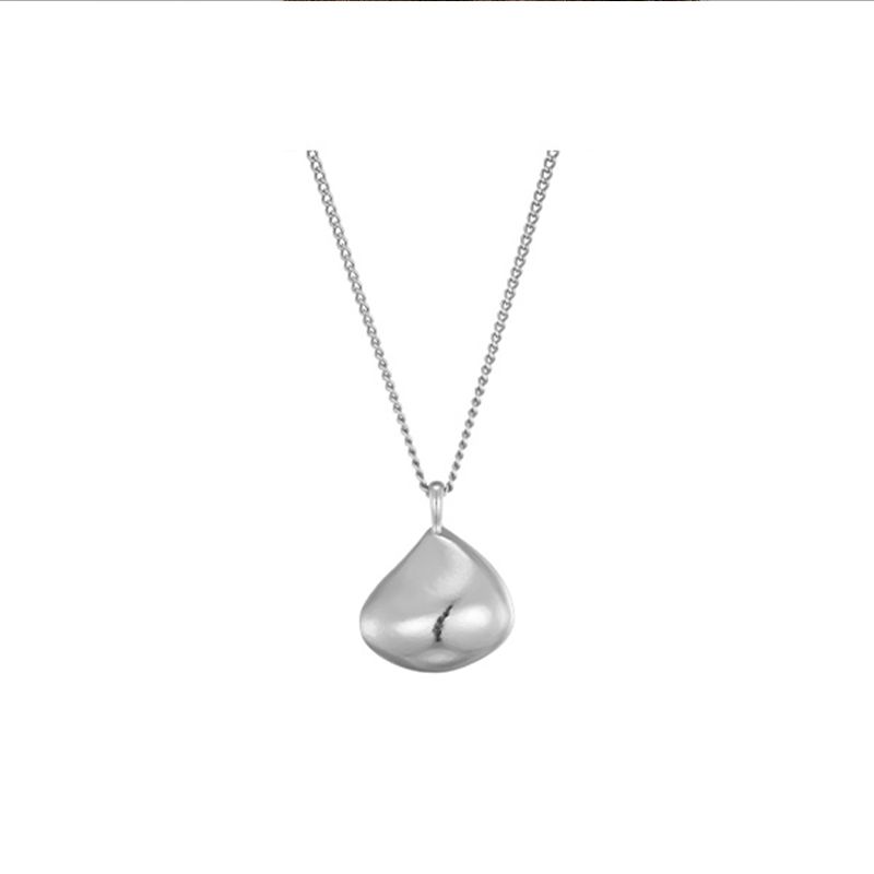 kisses pendant long necklace