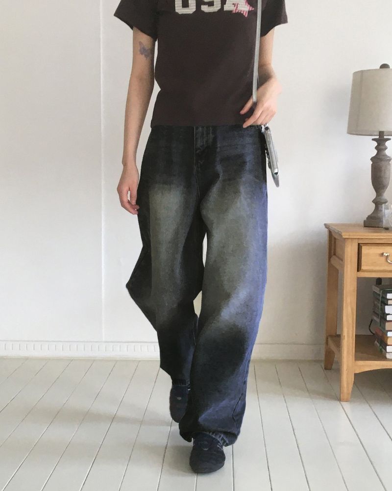 Dinty Back Pocket Wide Denim Pants
