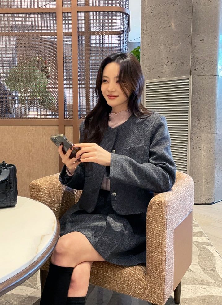 Deli Pocket No Collar Tweed Short Jacket