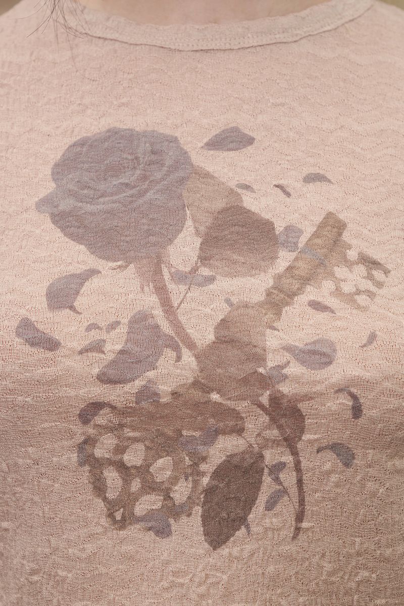 [22S] ROSE T SHIRT