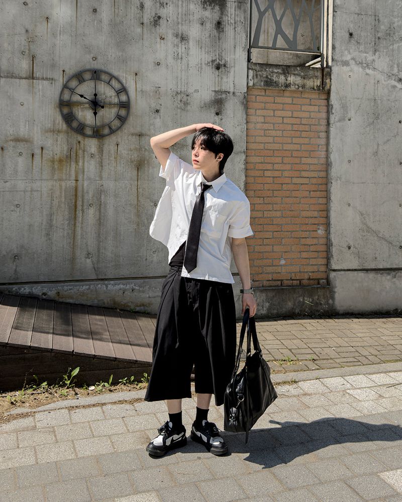 Kai Twin-Tuck Bermuda Slacks