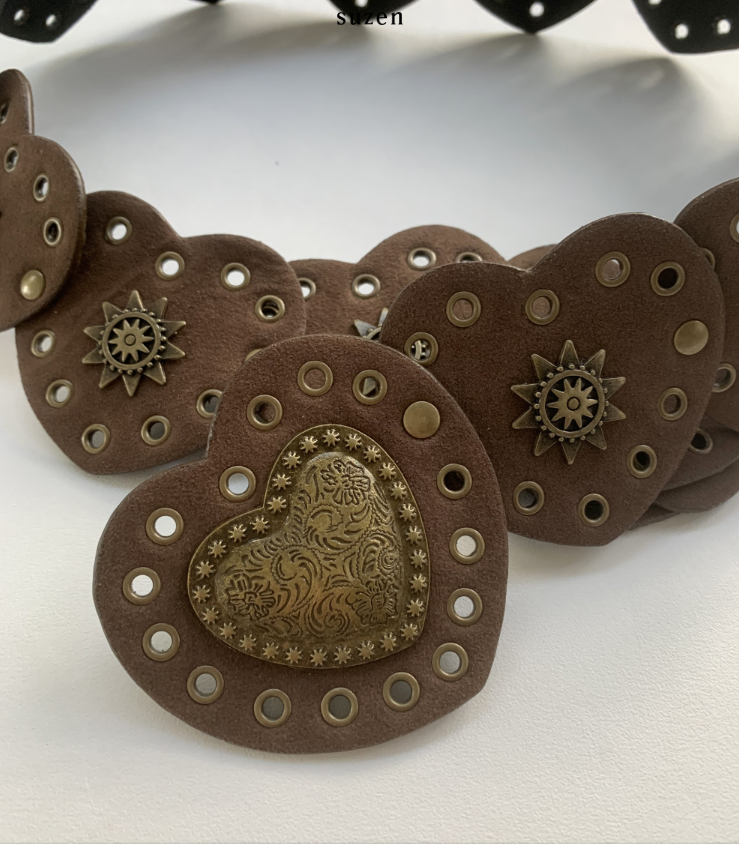 Deuca Vintage Heart Belt