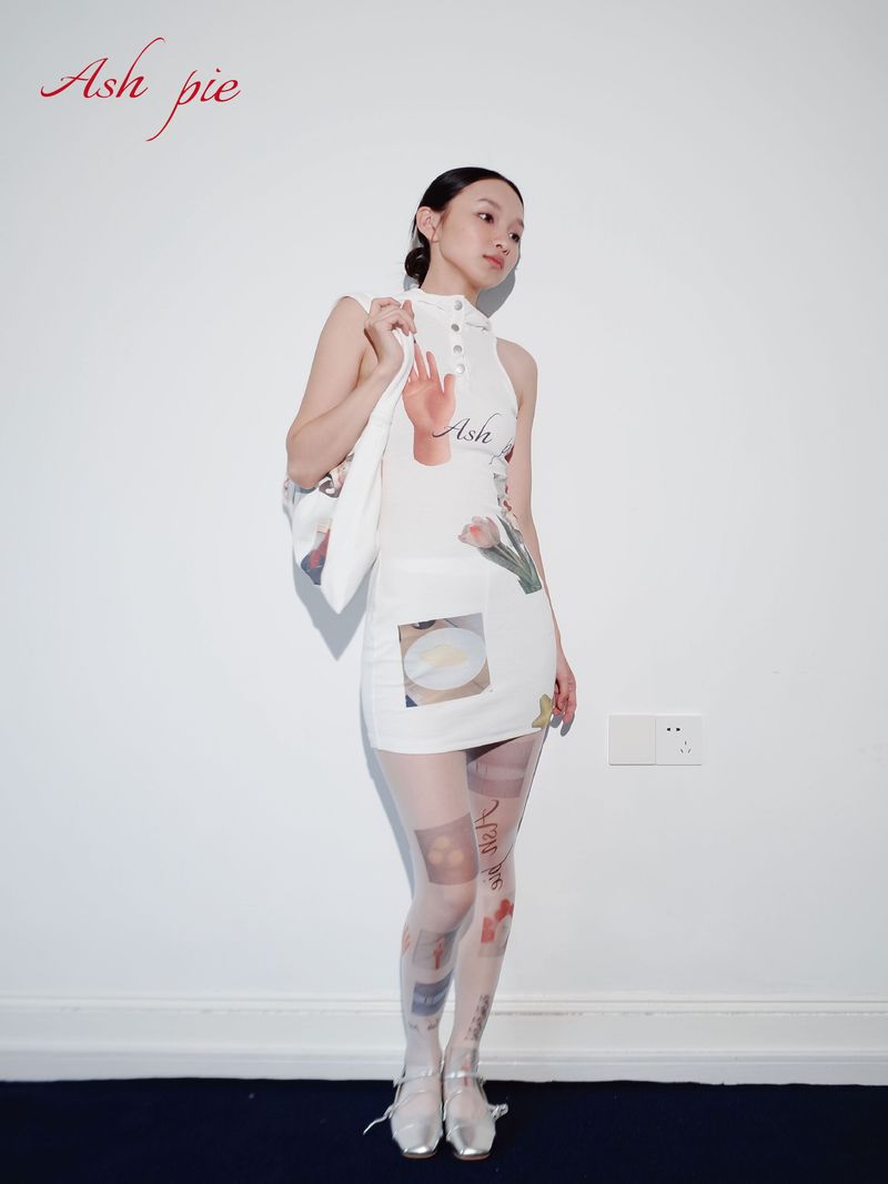 Printed backless dress