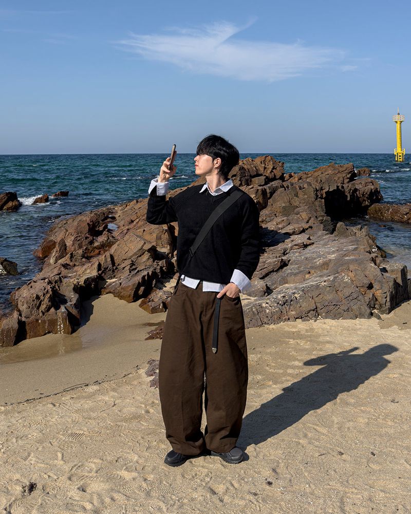 JIIGEUM(ジグム)の「Rutini Crop V-Neck Knit(Tops)」