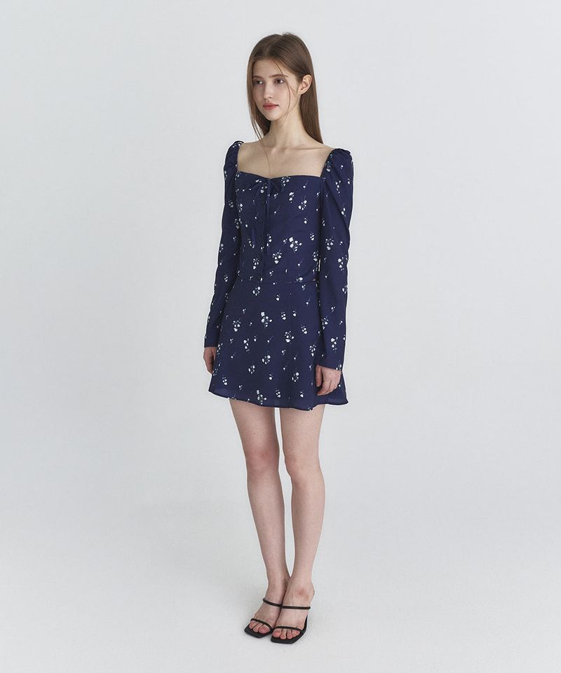 Ribbon square blouse (Navy)