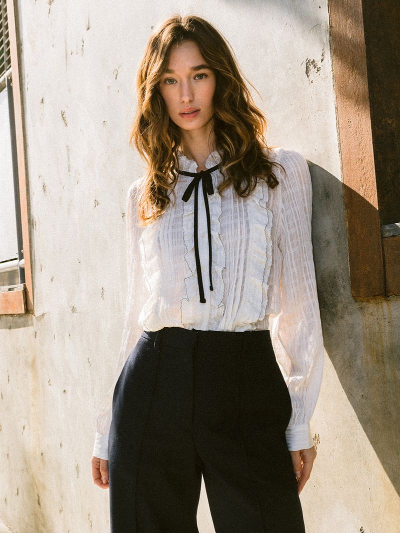 Frill Shirring Ribbon Blouse