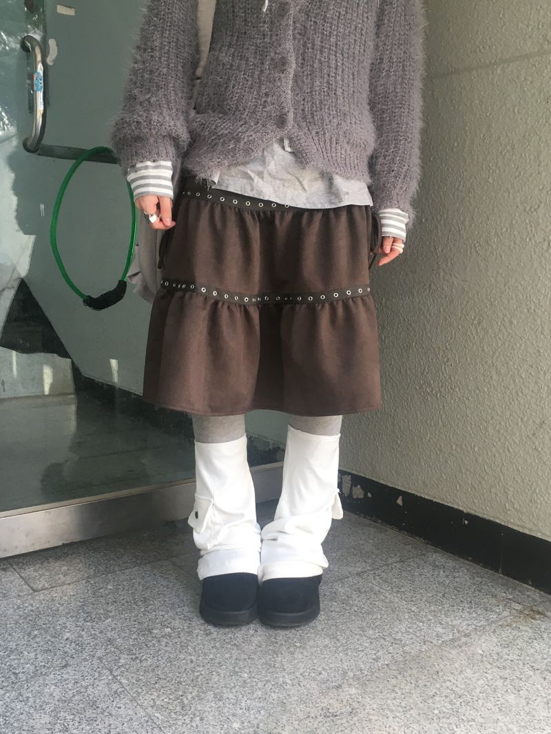 eyelet tier skirt