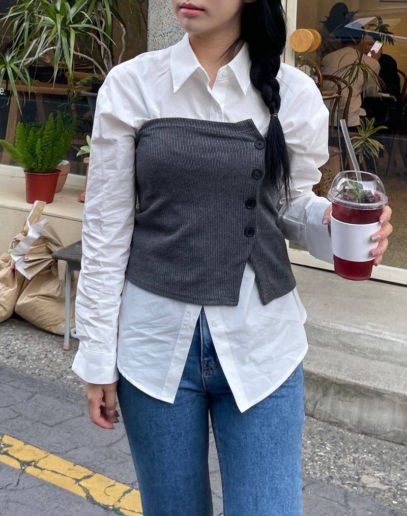Toggle knitted tube top