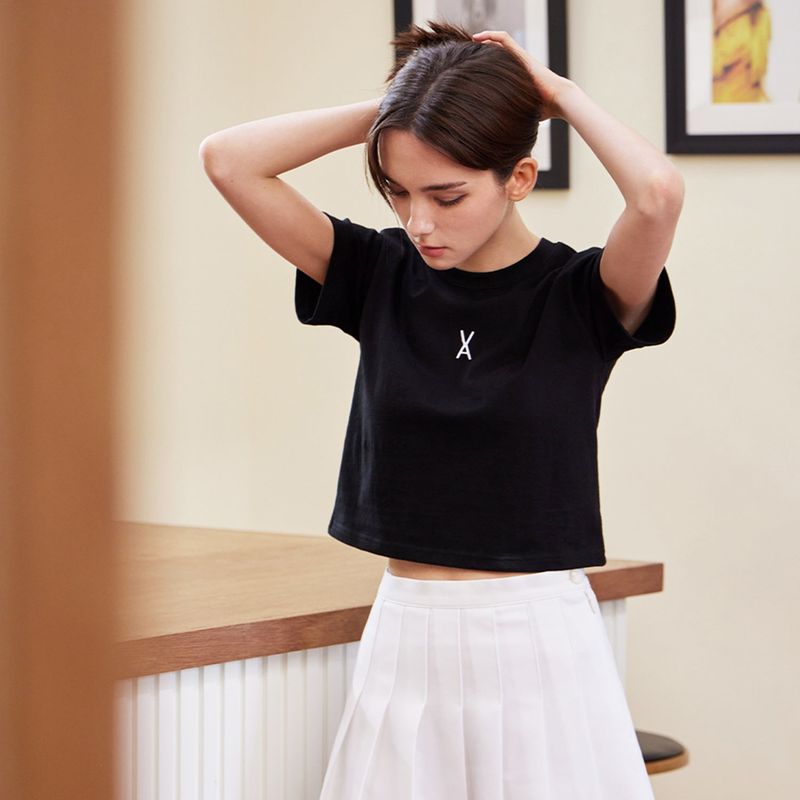 VA 3D Logo Crop T-Shirts / Black