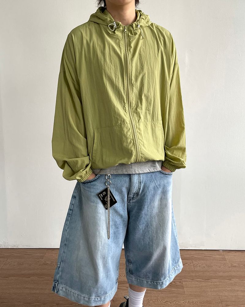 Breeze Hooded Windbreaker