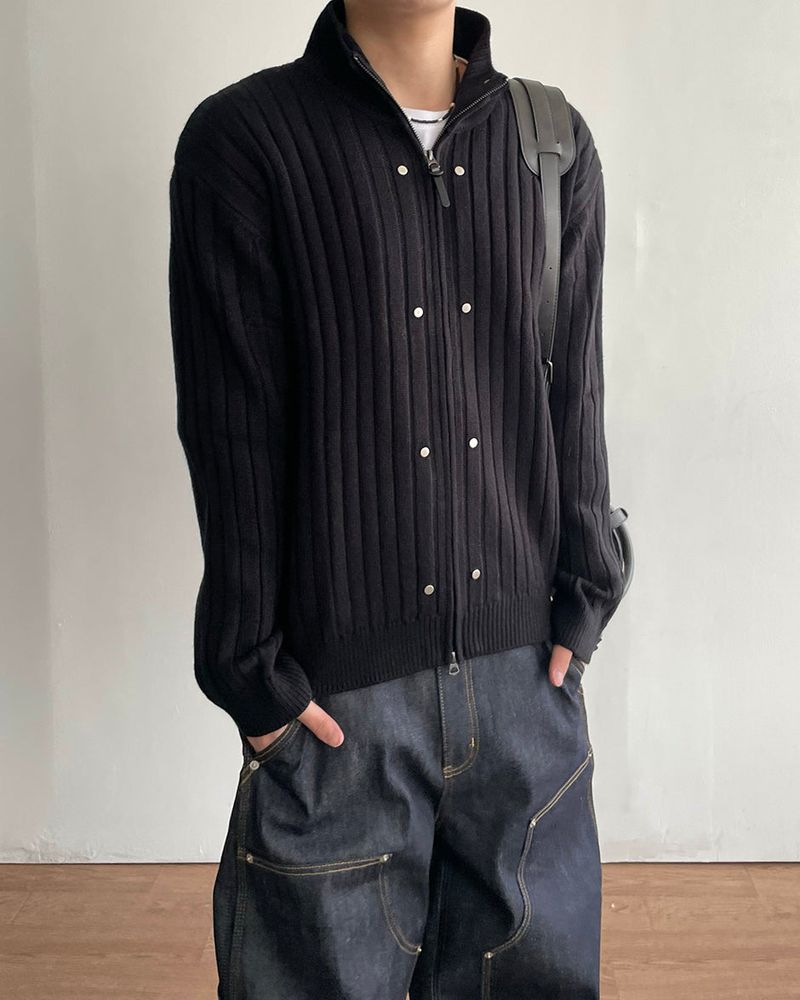 Dot Rivet Ribbed Knit Zip-up