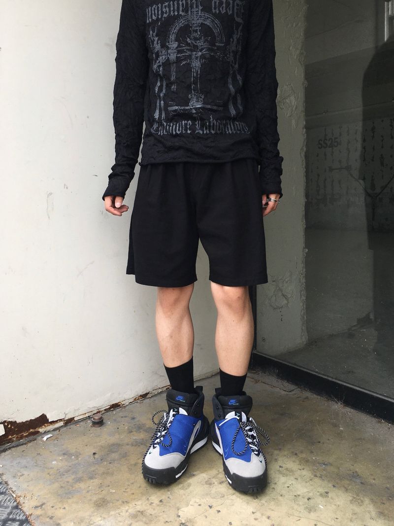 DISCERNMENT(ディサーンメント)の「Basic Double-Pintuck Linen Shorts 4C(Pants)」
