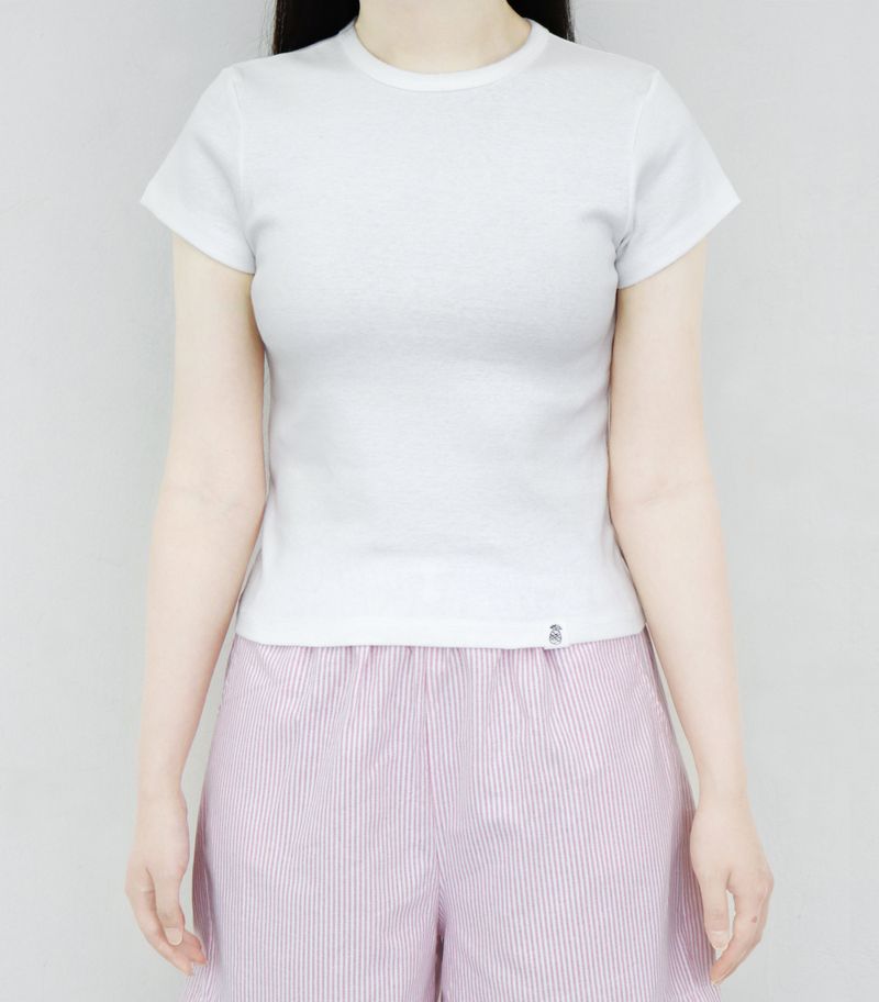 P ESSENTIAL FITTED TEE (4 COLORS)