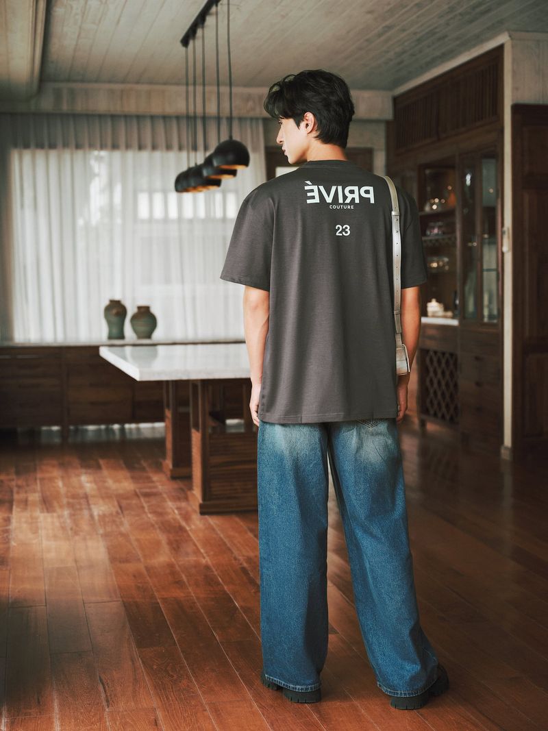 DVRK PRIVÉ WORLD TEE - GREY