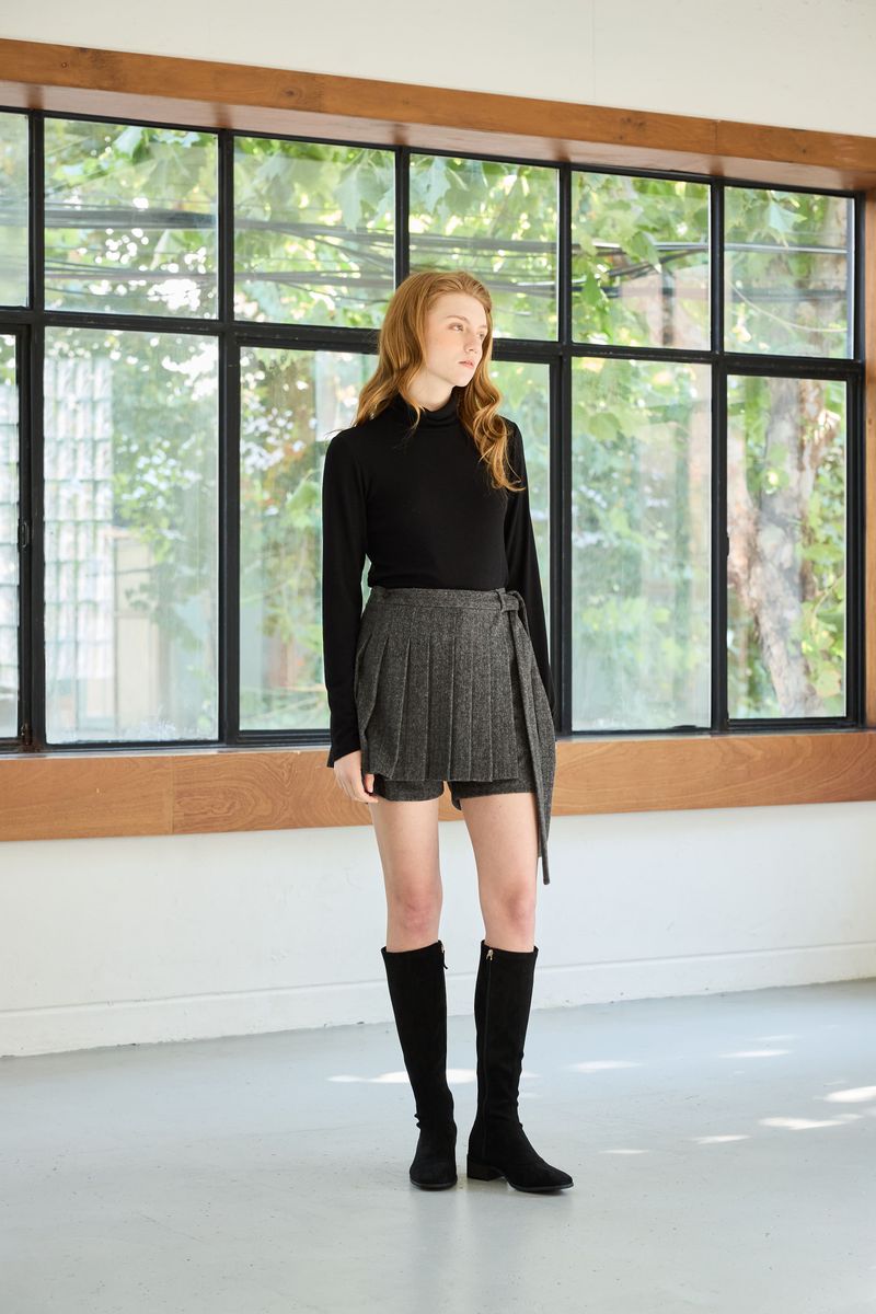 CLASSY HERRINGBONE WOOL SKIRT PANTS / CHARCOAL