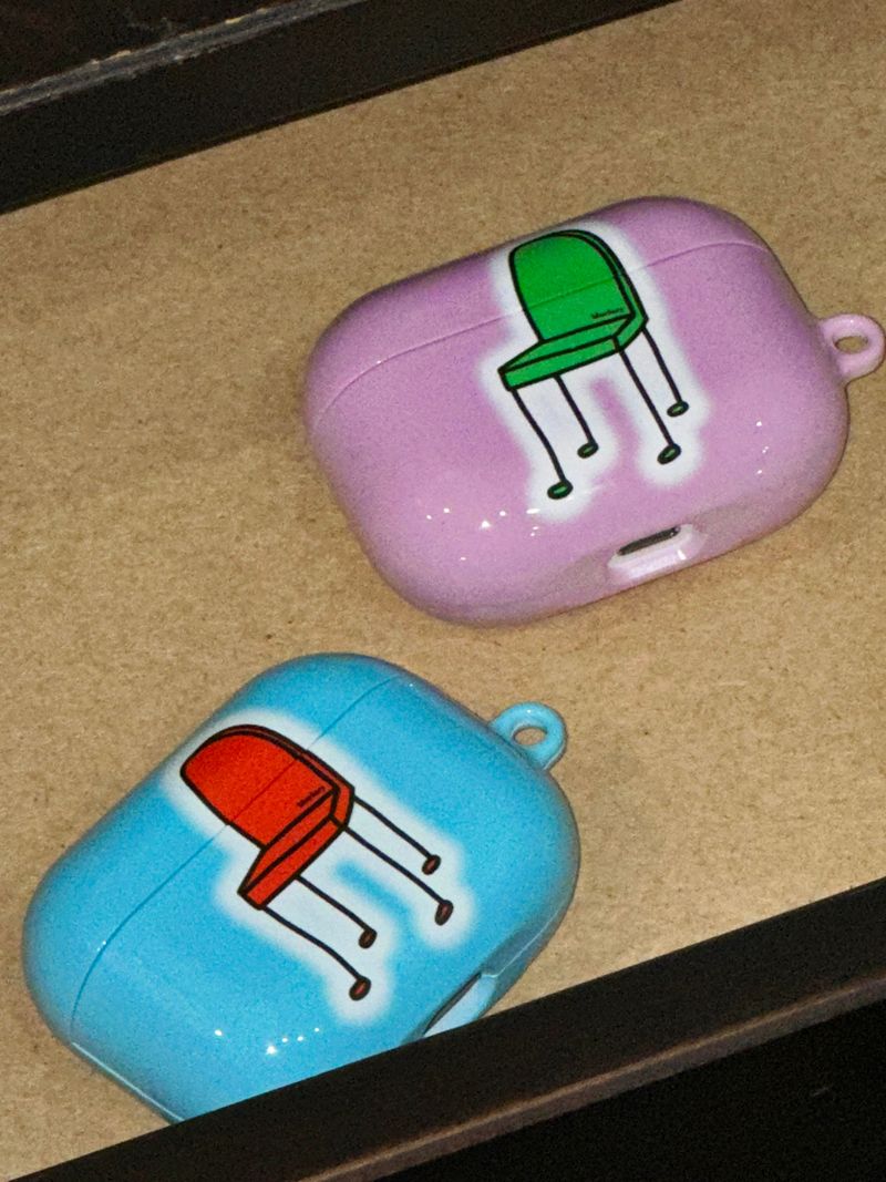 airpods case 04. ORANGE CHAIR