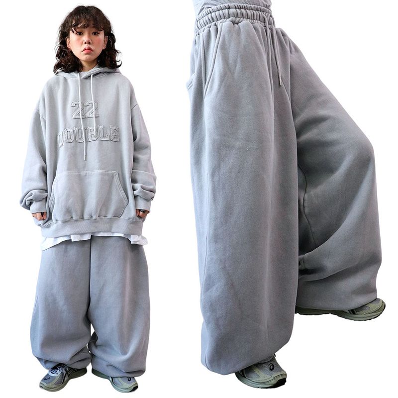 Oversized Pigment Pants