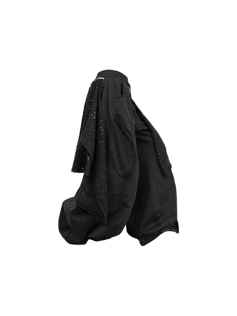 RELABEL（リレーベル）の「RELABEL (Dark Night Weave) デタッチャブルクロスフラップハイプレジャーラインストーンエンベリッシュメントカットアウトデザインカジュアルスウェットパンツ（パンツ）」