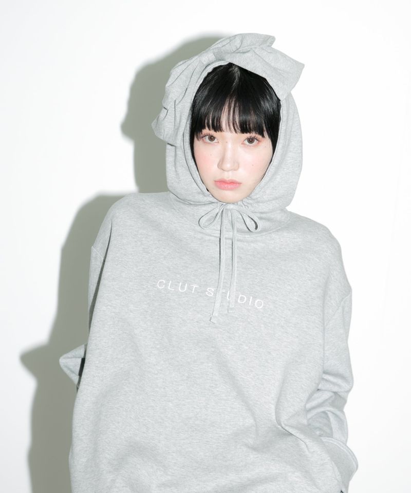 how old r u ribbon hood