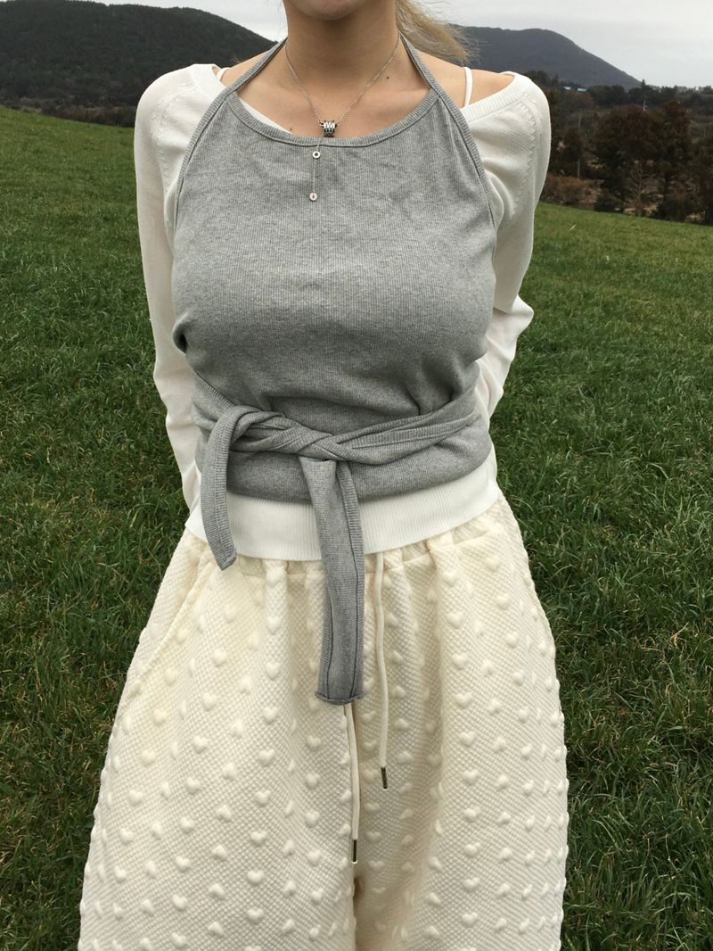 All-Day V-Neck Sleeveless Team Knit (6c)
