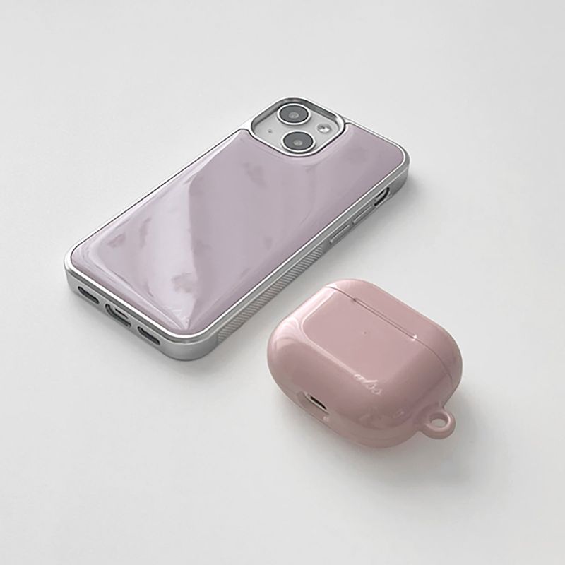 pale pink glossy airpods case