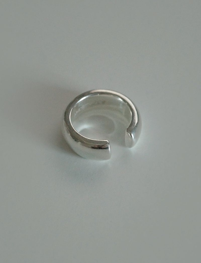 ANDEZVOUS(アンデビュー)の「BETWEEN RING(Accessories)」