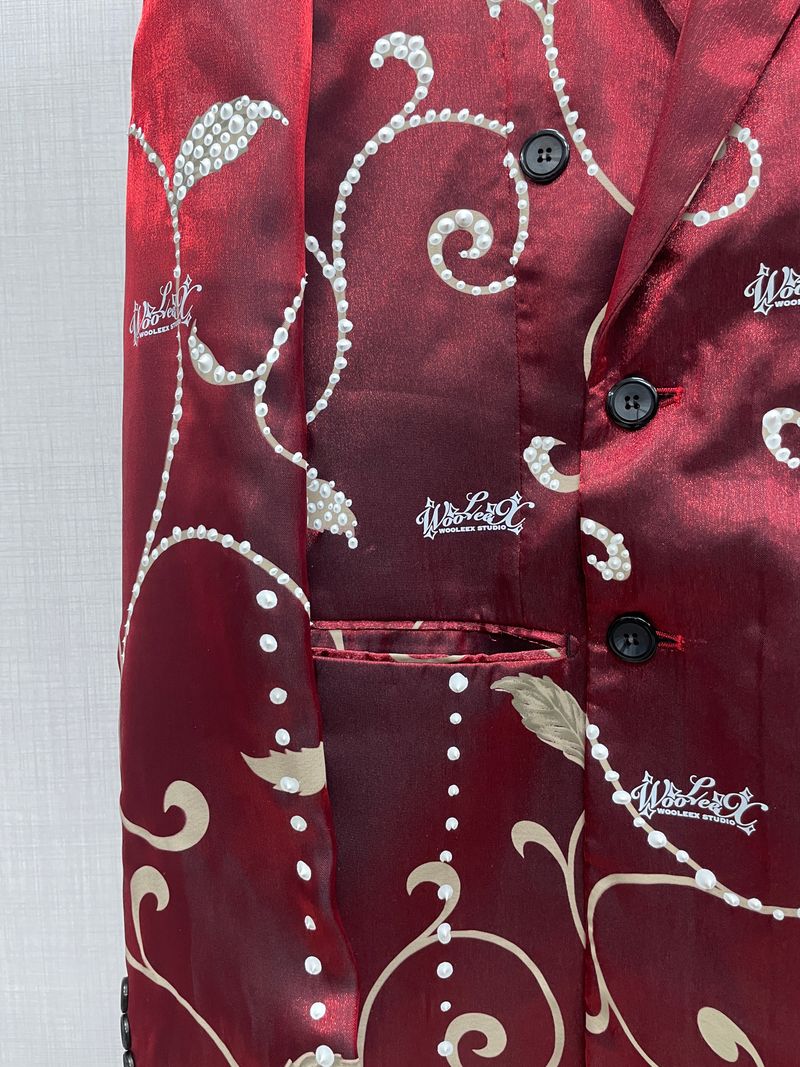 Red Glimmer Soft Constructed Suit