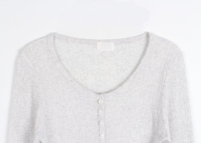 BELLA BUTTON TEE