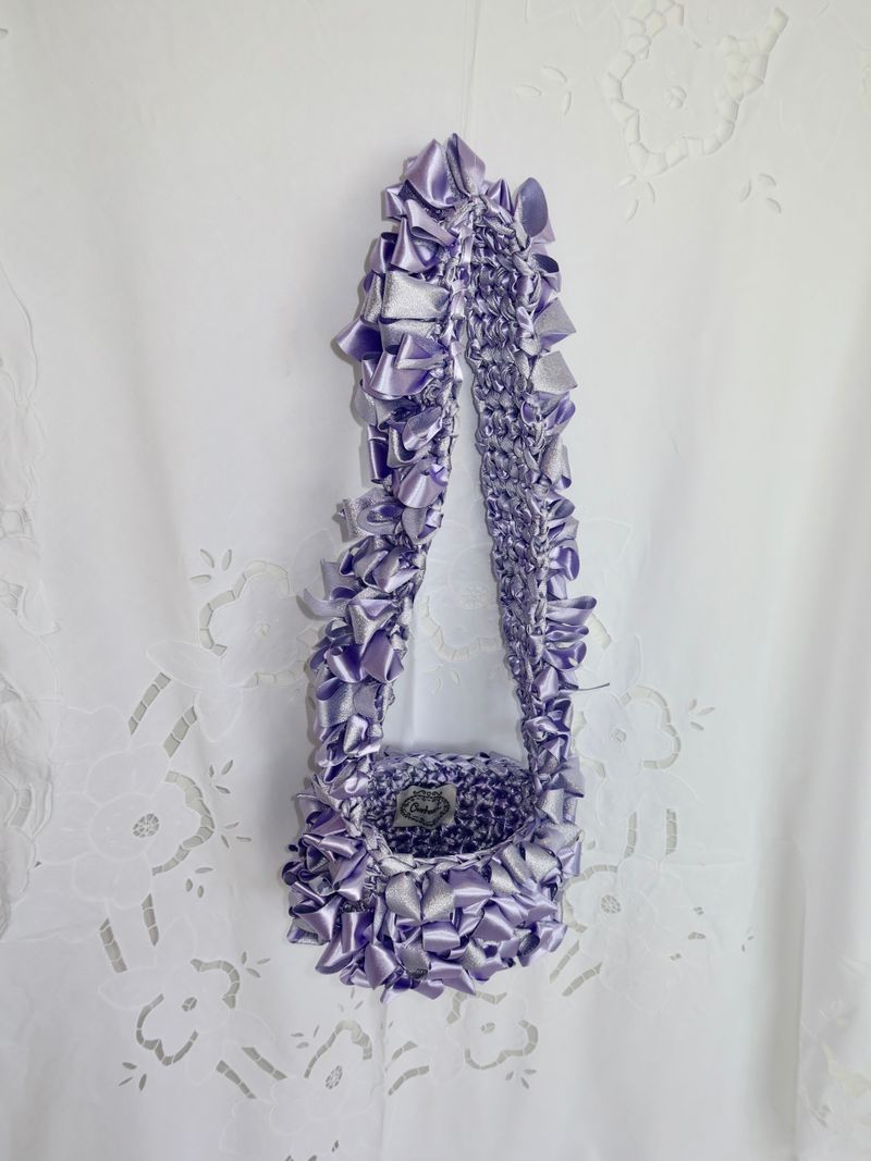 Ruffle cross sac