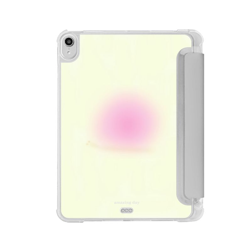 amazing day（アメージング デイ）の「[made] pink snail (ipad case)（Smartphone Accessories）」