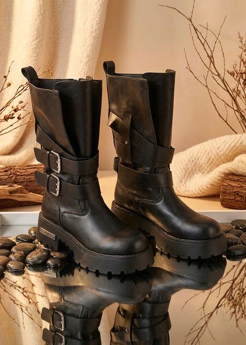 VIVIC（ビビク）の「ANKLE UGG CHELSEA BOOTS (BLACK)（Shoes）」