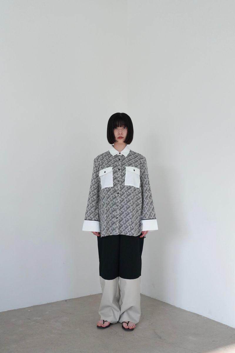 pattern pocket shirt