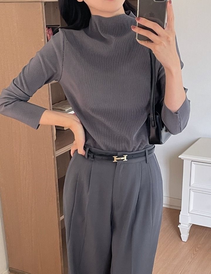 Serr Half-Neck Pleat Tee-Blouse (Strap Set)