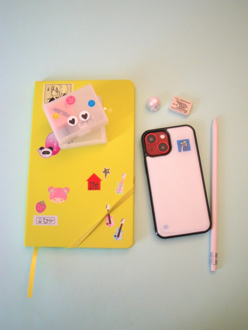 226STUDIO（226スタジオ）の「white square patch epoxy phone case（Smartphone Accessories）」