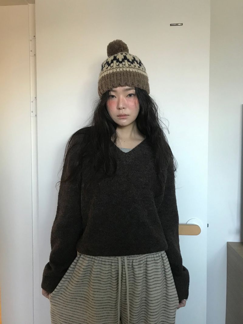 DUGGY（ダギー）の「Popsicle V-Neck Knit (3color)（Tops）」