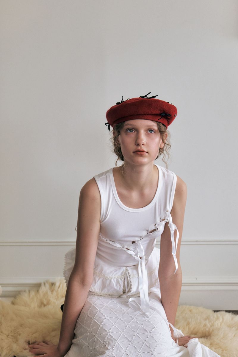 BOW BERET IN RED
